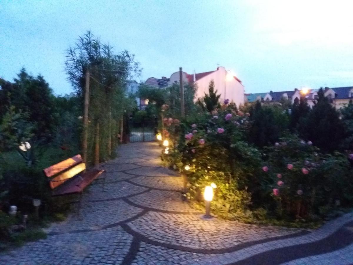 Na Fali Pokoje Goscinne Łeba Exterior foto